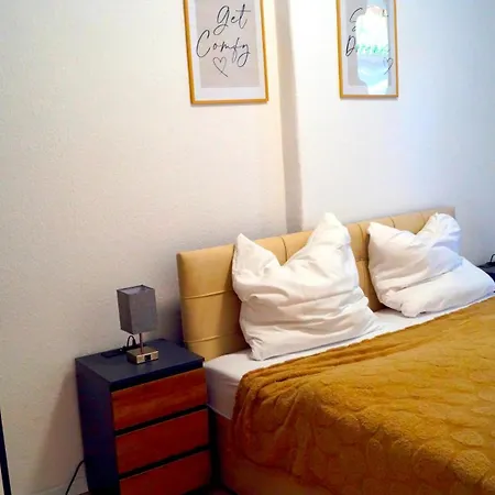 24 Modern & Gemuetlich Appartement